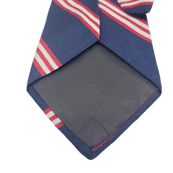 Claybrooke | Men's Vintage Classic Navy Striped Silk Necktie (One Size) - Picture 9 of 10